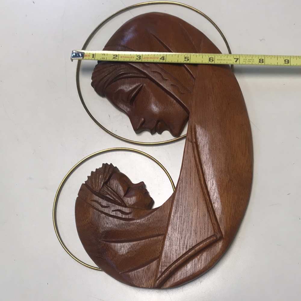 Vintage/MCM Wooden & Brass Madonna & Child Wall Hanging - Picture 6 of 7